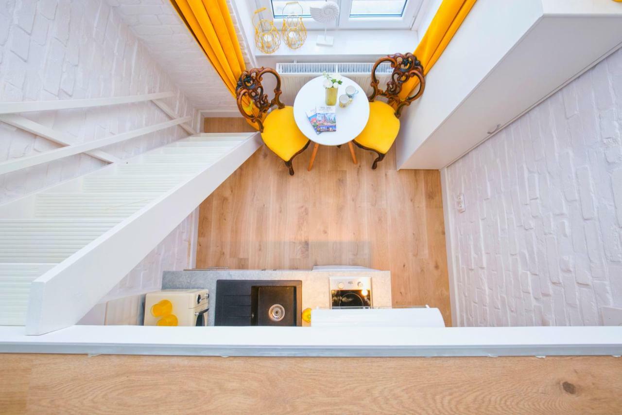 Berg Apartament Yellow 格但斯克 外观 照片