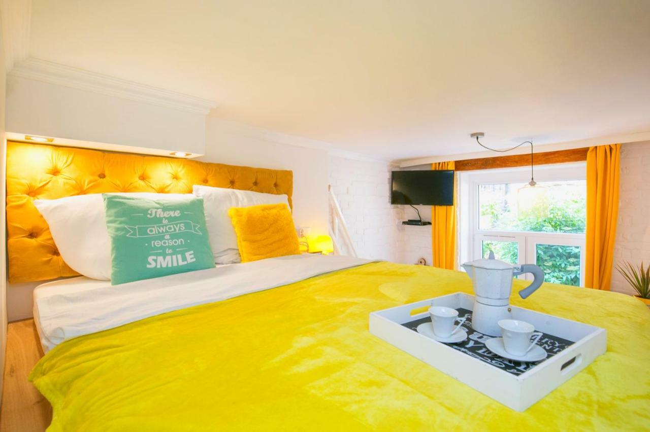 Berg Apartament Yellow 格但斯克 外观 照片